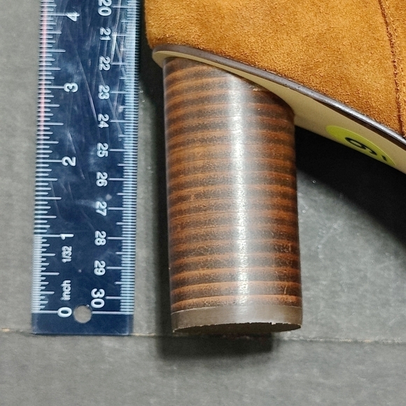 Draper James Cognac Brown Tegan Ankle Women's Booties Size 9 NWOT - Picture 7 of 10